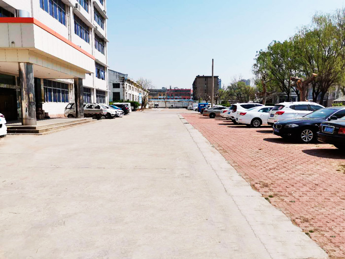 廠區(qū)環(huán)境